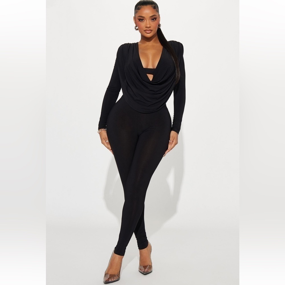 Fashion Nova M To the left jumpsuit Black